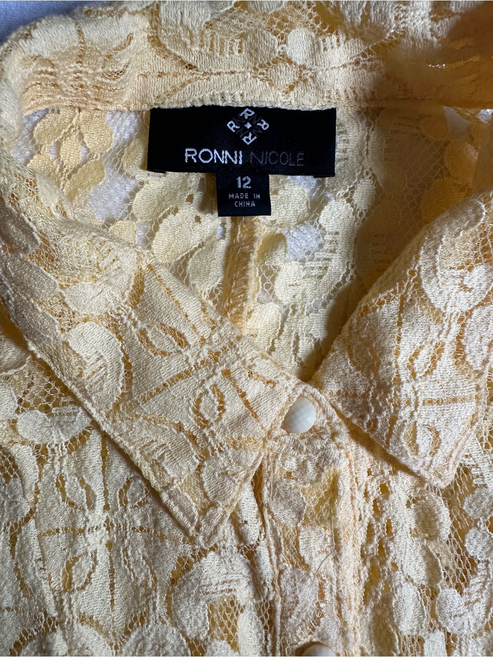 Ronni Nicole pastel yellow floral lace shirt dress size 12 - Picture 6 of 6